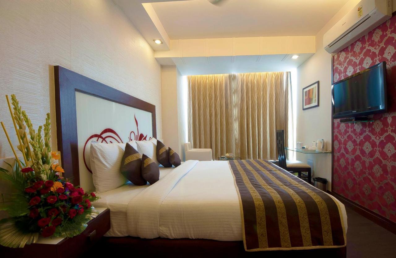 Pitrashish Grand And Premium Hotel Delhi  Buitenkant foto