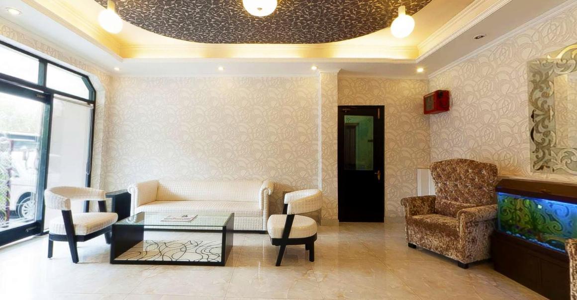 Pitrashish Grand And Premium Hotel Delhi  Buitenkant foto